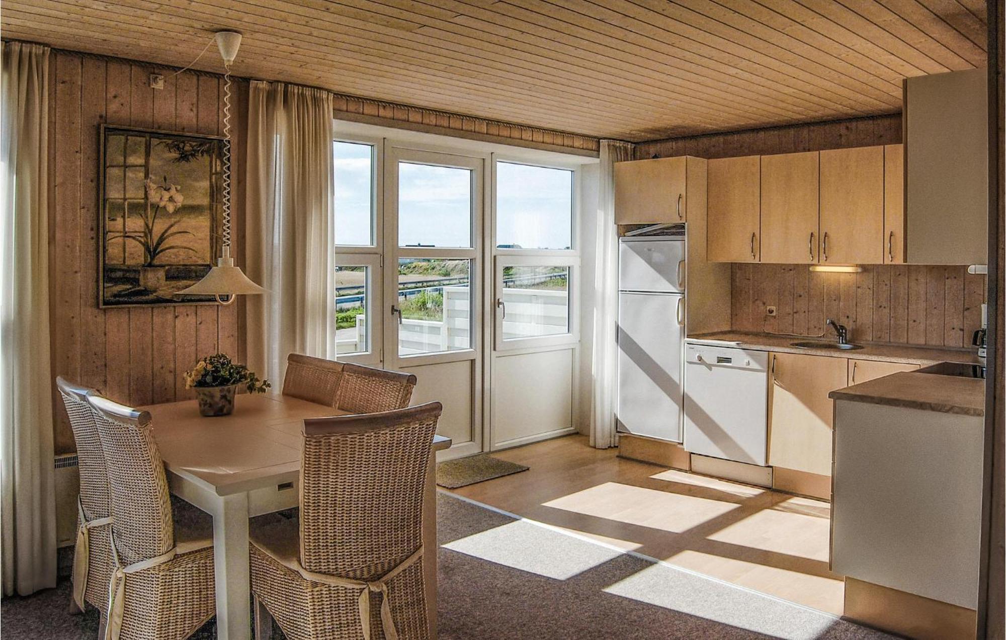 2 Bedroom Gorgeous Home In Hvide Sande Havrvig Exterior foto