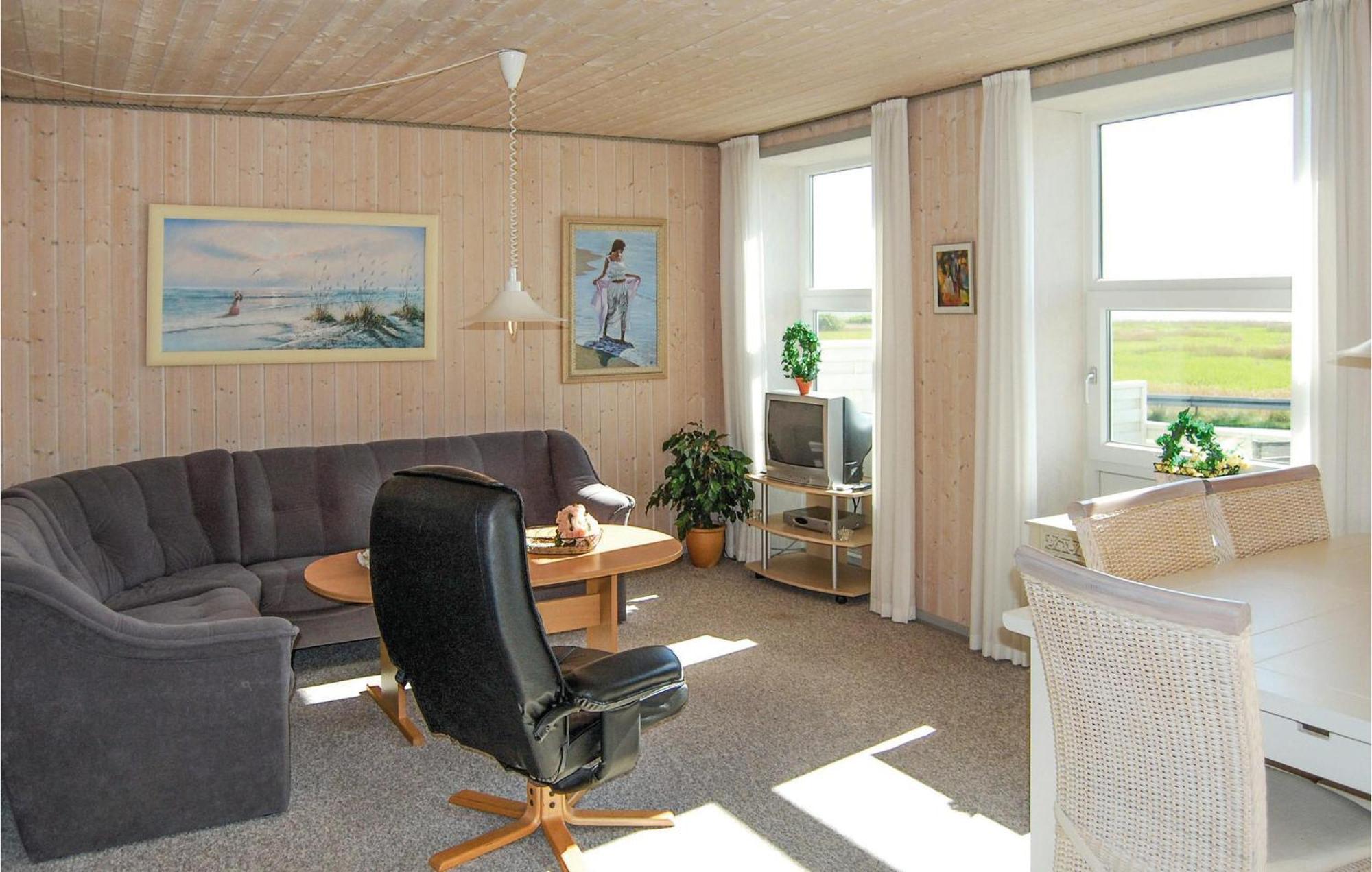 2 Bedroom Gorgeous Home In Hvide Sande Havrvig Exterior foto
